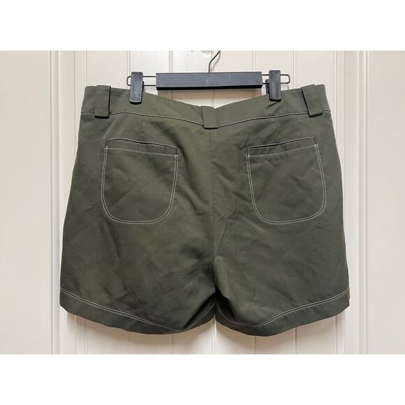 Nike Golf Dri-fit walking shorts - Size 12 Olive Green like new - Picture 5 of 5